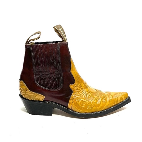 Cheyenne Shoes - Vintage 1990s Boots Tooled Leather Pull On Western Ankle by Cheyenne Size 10